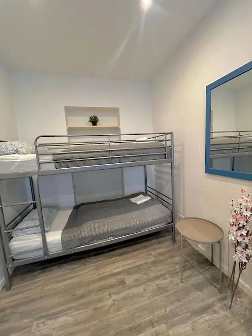 8 Personen Apartment Im Zentrum Berlín