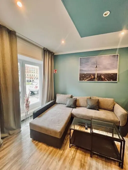 8 Personen Apartment Im Zentrum Berlin 0*,  Germany